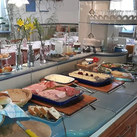 Pension Baarblick דונאו-אשינגן